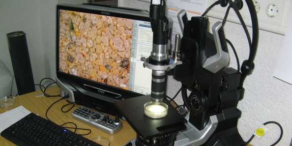 digitales Mikroskop mit 2d- und 3d-Auswertemöglichkeit